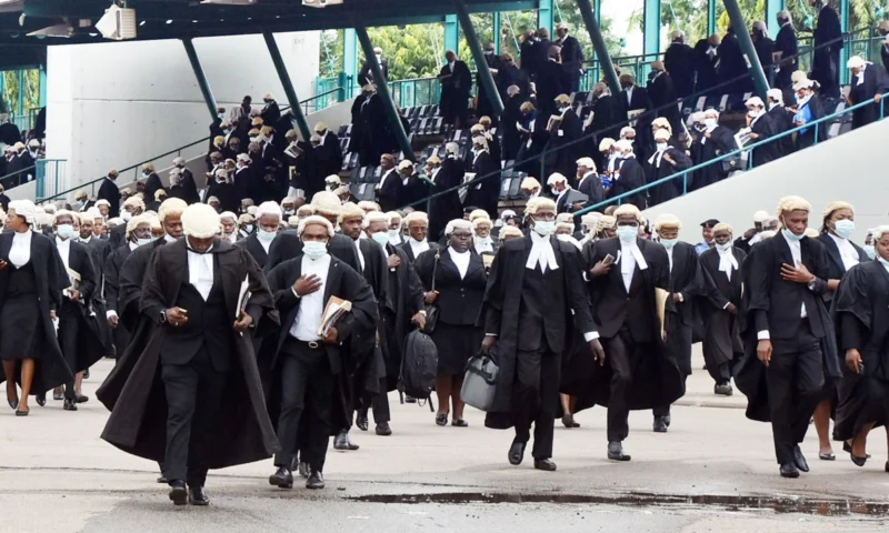 Supreme Court: Nigerian lawyers take stand on proposed decentralisation