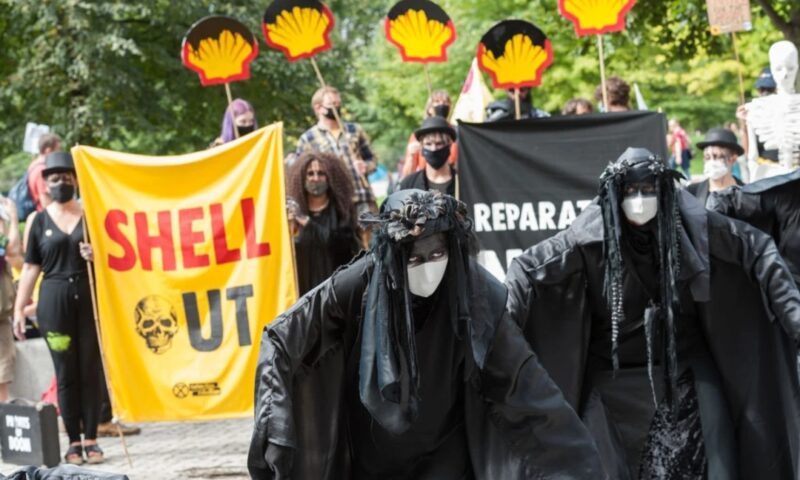 Shell’s $2.4 Billion Exit Sparks Long-Awaited London Trial Over Devastating Oil Spills in Nigeria’s Niger Delta