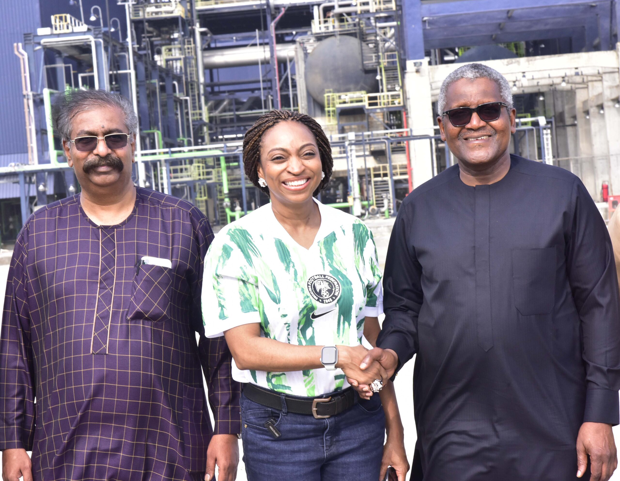Dangote Hails Tinubu: A Listening Leader Driving Private Sector Recovery
