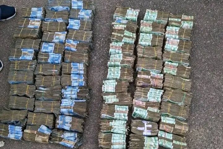 Security operatives nab suspected vote buyer with N25.9m cash in Kaduna