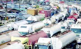 Apapa gridlock returns as truckers flood Port access roads, alleged syndicate profits from chaos