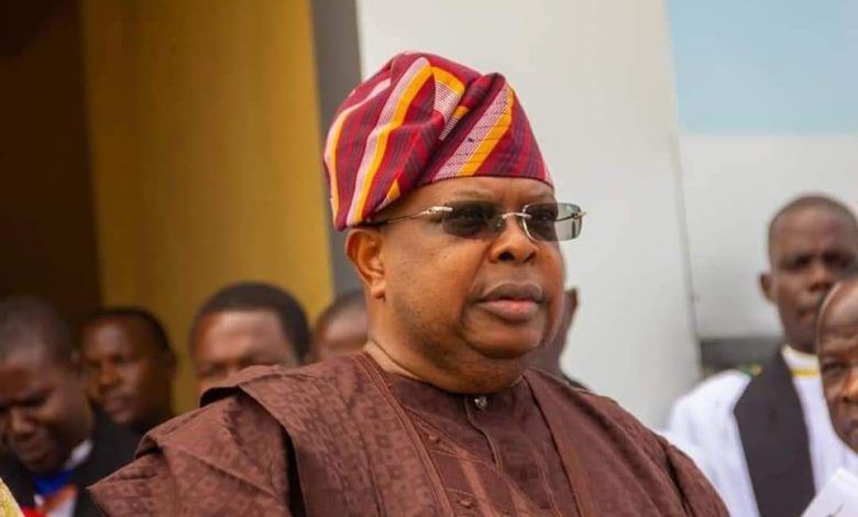 Govt rules out bank account intrusion in tax reforms