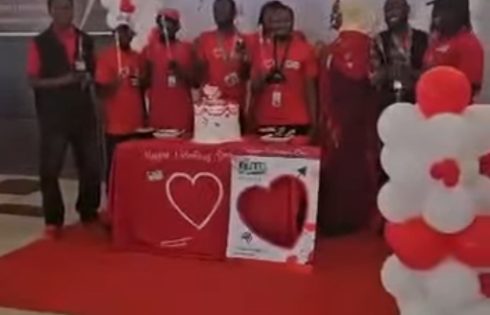 Love Takes Flight as Airports Mark Valentine’s Day with Music, Gifts, and Warm Reception for Passengers