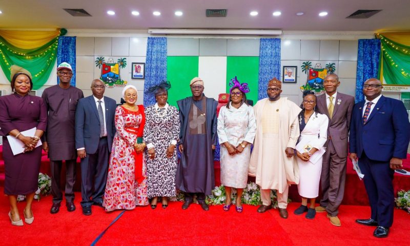 Lagos: Sanwo-Olu swears in seven permanent secretaries