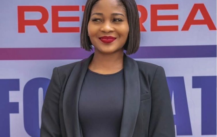 Captain Joan Obasi Named Female Pilot of the Year, Boosts United Nigeria Airlines Profile