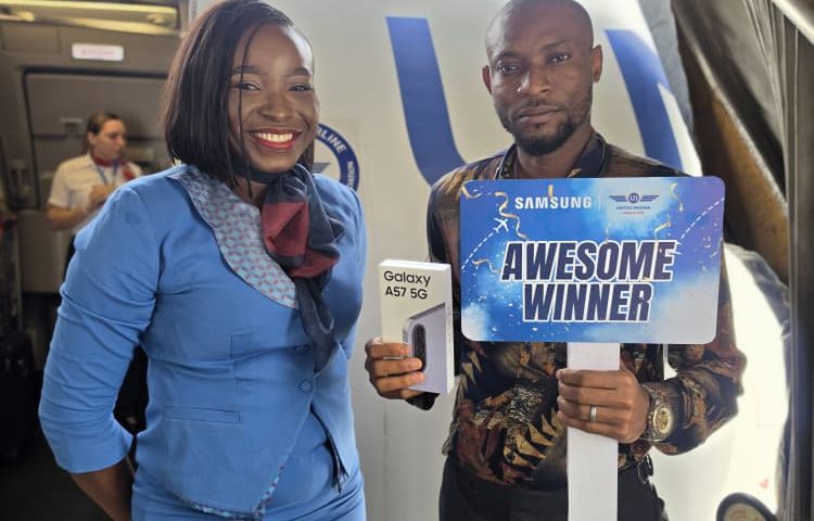 United Nigeria Airlines Delights Passengers with Surprise Samsung Phone Giveaway Onboard Flights