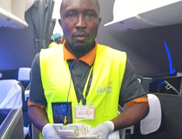 Encomiums as SAHCO Cabin Cleaner Returns $730, Credit Cards Found on British Airways Flight