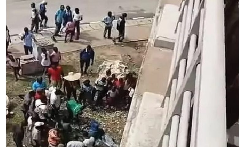 Outrage as police allegedly push motorist off Maryland Bridge in Lagos